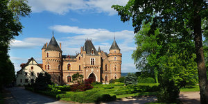 chateau-de-maulmont-hotel-seminaire-facade-d