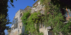 chateau-le-cagnard-facade-1